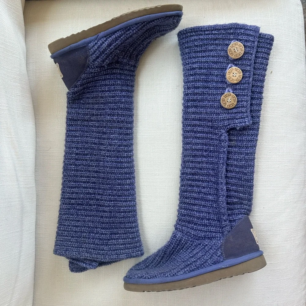 UGG Australia Knit Tall Boots Purple Button Sweater Boots Women’s Size 5